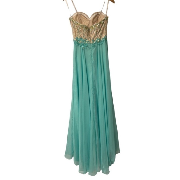 Beaded Prom Dress Size 2 - Picture 4 of 14